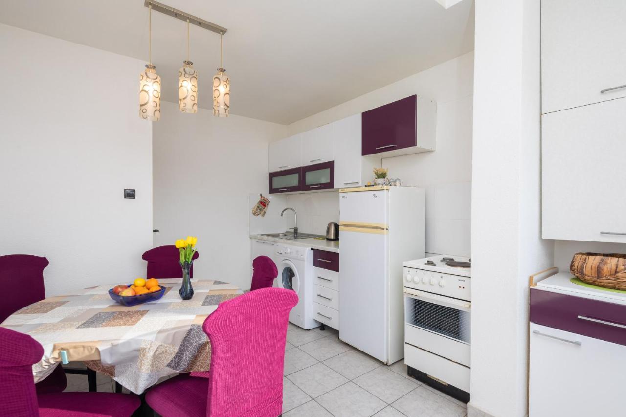 Edita - Apartment In Town Centre Makarska Kültér fotó