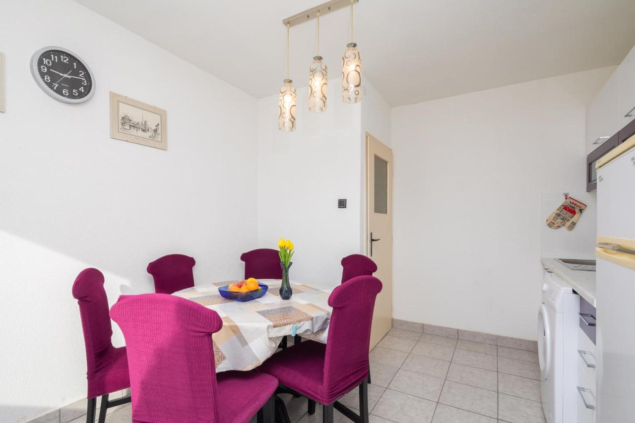 Edita - Apartment In Town Centre Makarska Kültér fotó