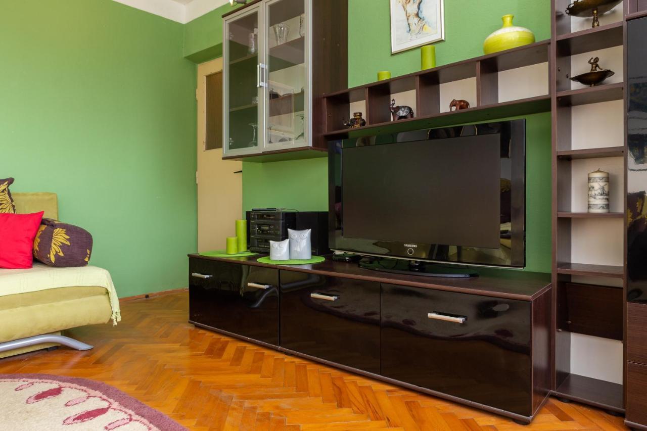 Edita - Apartment In Town Centre Makarska Kültér fotó